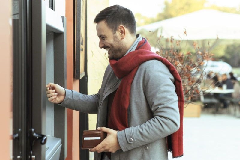 Are you Looking for Secure, RFID Wallets for Men? - Livloko London
