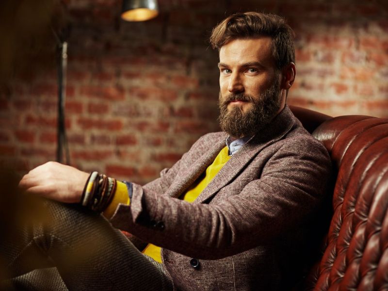 Guide to Wearing Men's Bracelets - Livloko London