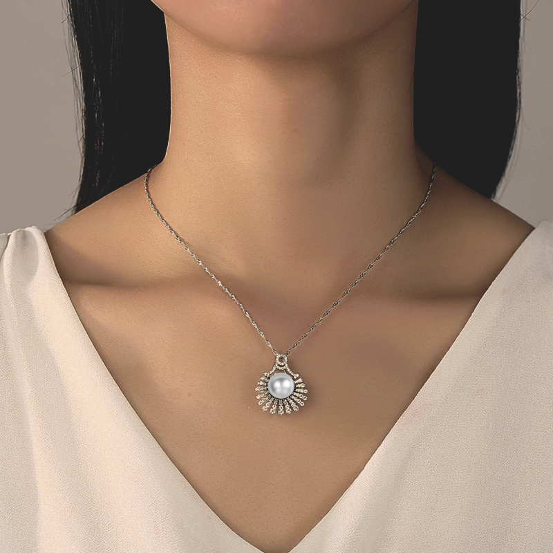 Cubic Zirconia and Single Pearl Silver Necklace cubic zirconia necklace
