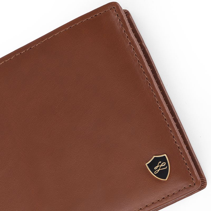 Soft Leather Designer Male Wallet with RFID Shielding