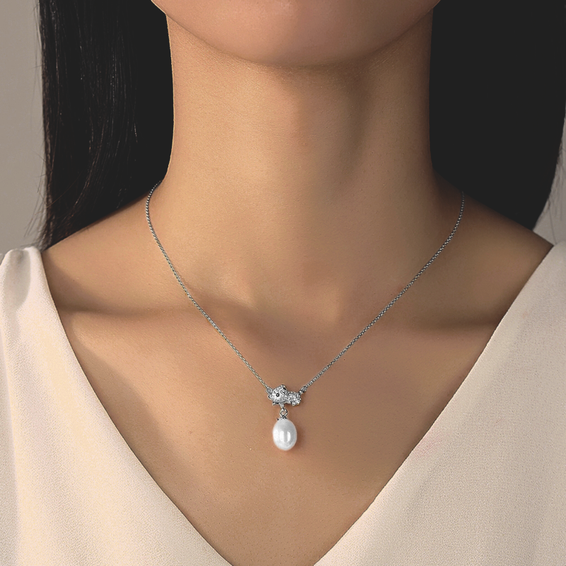 Sterling Silver Crystal Cluster Pearl Pendant Necklace