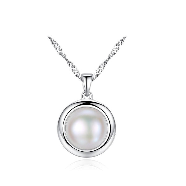 pearl pendant necklace